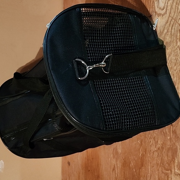 Soft small pet carrier - Picture 2 of 3